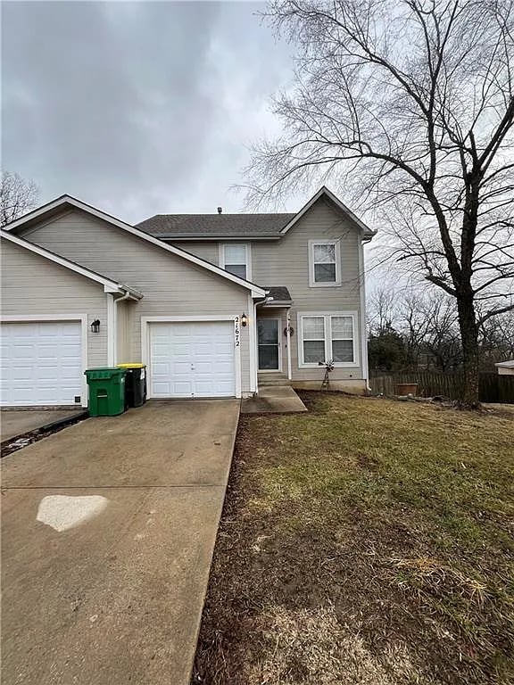 Building Photo - 21672 S Main St