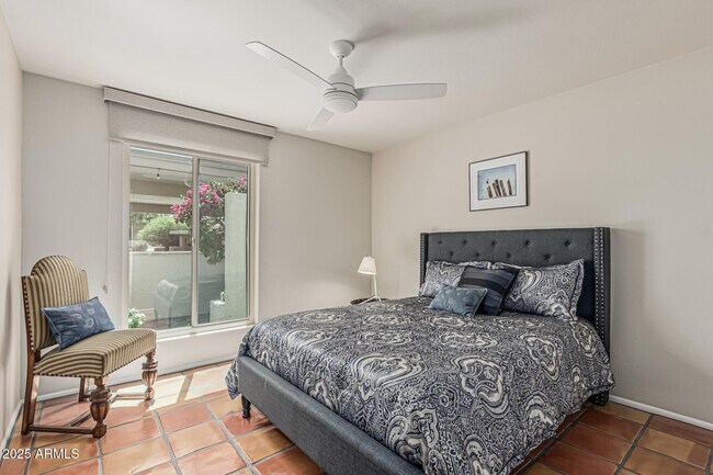 Building Photo - 18718 E Rio Ln