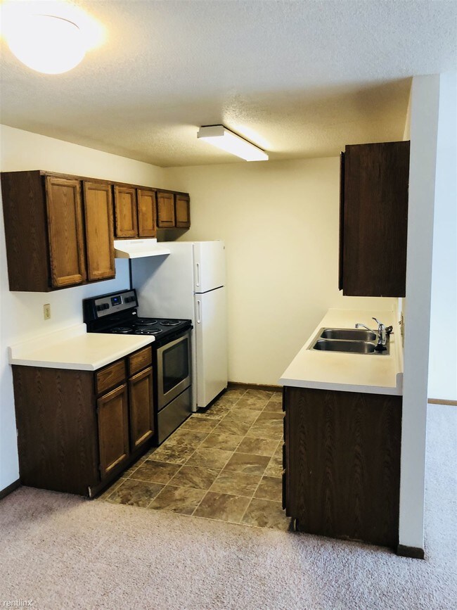 Building Photo - 1202 34th Ave S