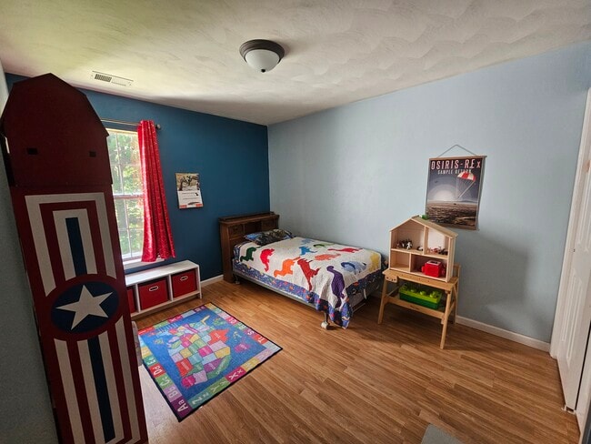 Building Photo - 6734 Burbage Landing Cir