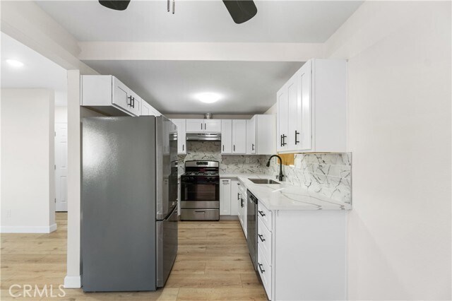 Building Photo - 523 W 12th St