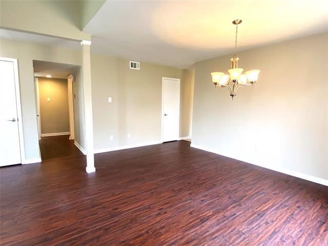 Building Photo - 2704 Winding Creek Dr