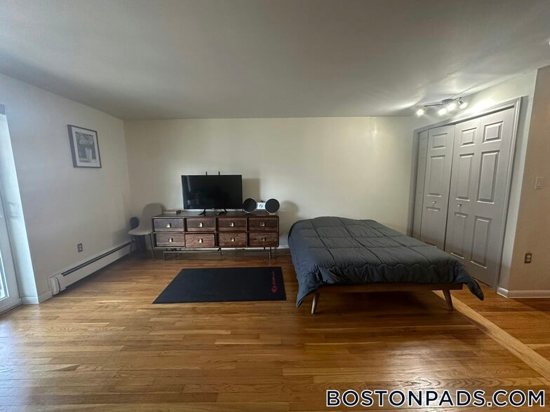 Building Photo - 121 Tremont St