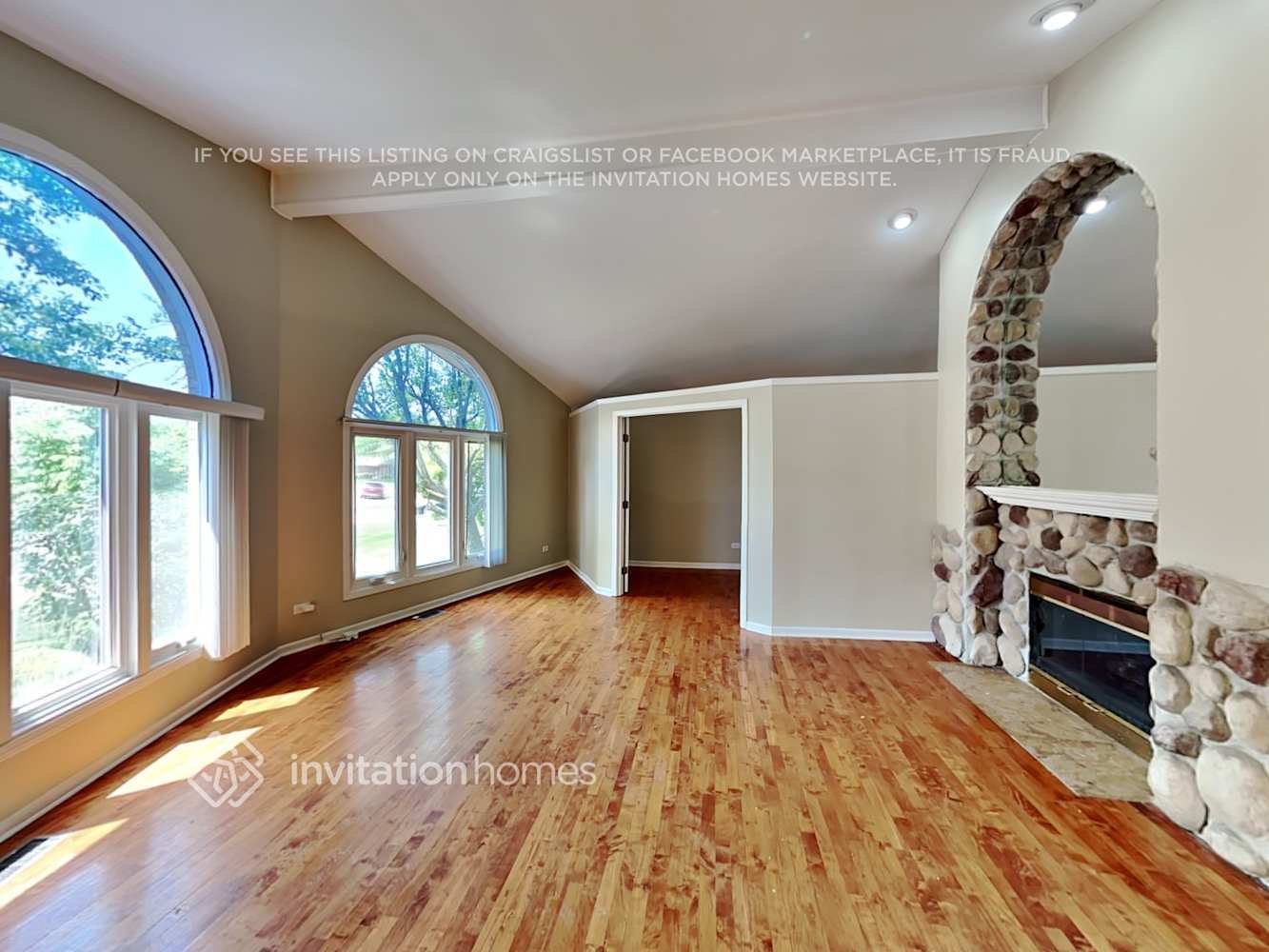 Building Photo - 11760 Brook Hill Dr