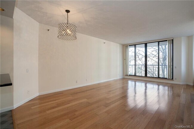 Building Photo - 50 E Hartsdale Ave
