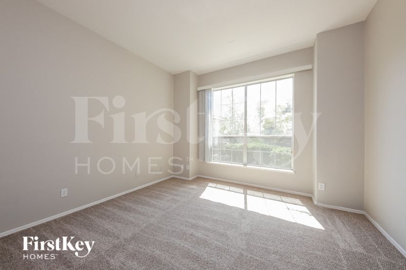 Building Photo - 11554 W Mule Deer Ct