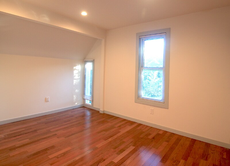 Building Photo - 4145 Fischer St