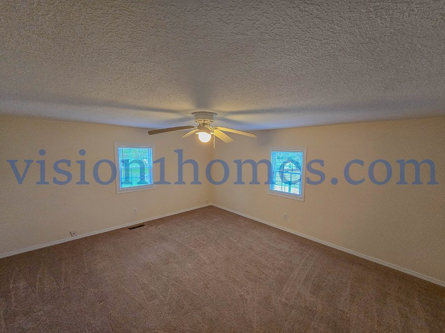 Building Photo - 4641 S Dixie Hwy