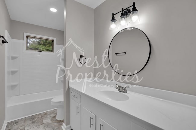 Building Photo - 1932 Greenwyche Ave