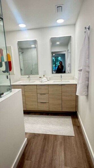 Building Photo - 13511 SW 98th St