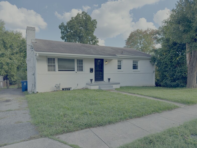 House Front - 1955 N Woodrow St