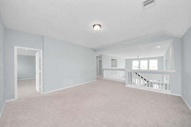 Building Photo - 208 Salange Ln