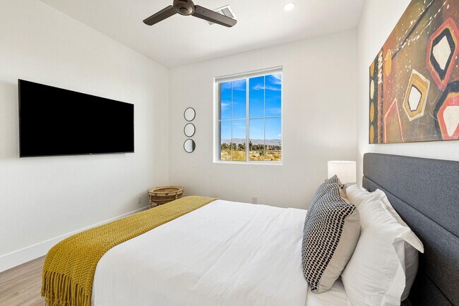 Building Photo - 48539 Anastacia Ct