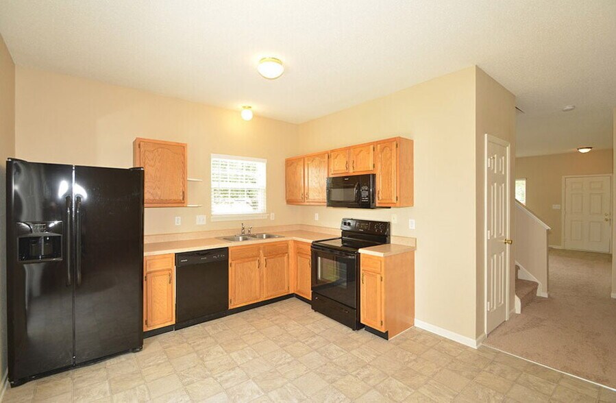 Building Photo - 8010 Whitaker Valley Blvd