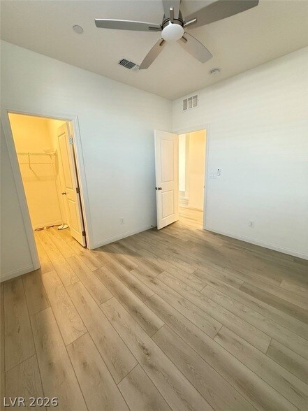 Building Photo - 12434 Madison Pk Pl