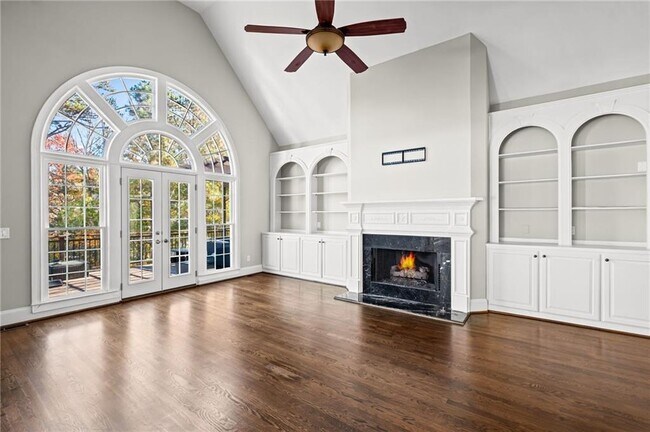 Building Photo - 445 Water Shadow Ln