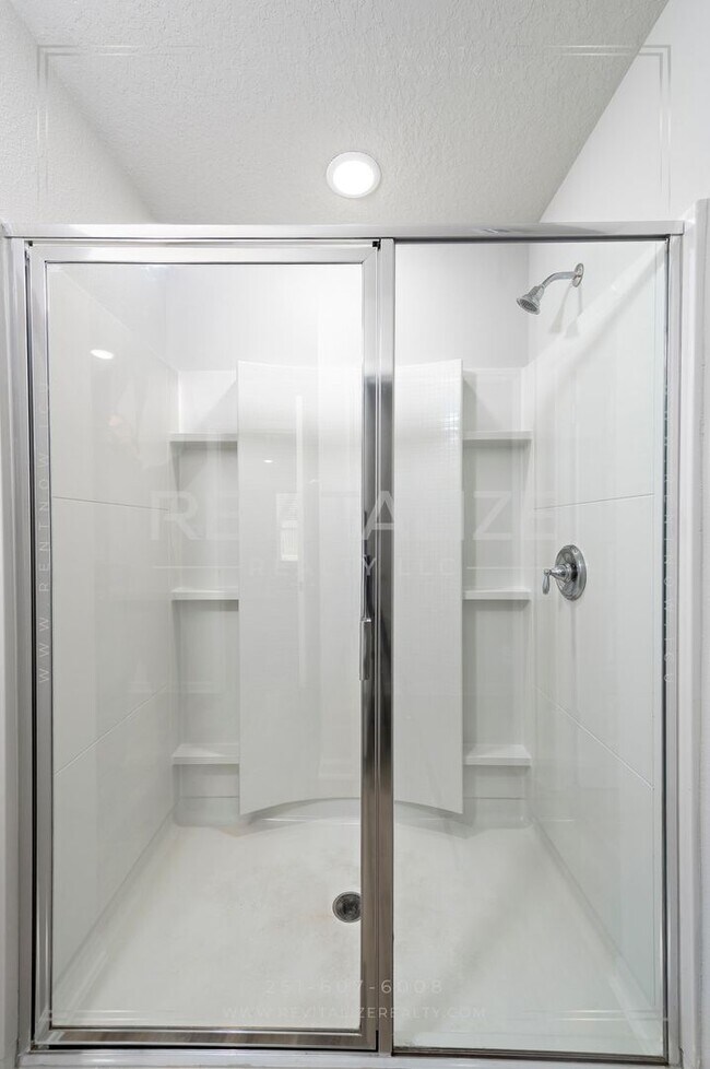 Building Photo - Only $1500 for First Month's Rent!!! Smart 4 Bd / 2 Ba Home in West Mobile Gated Community