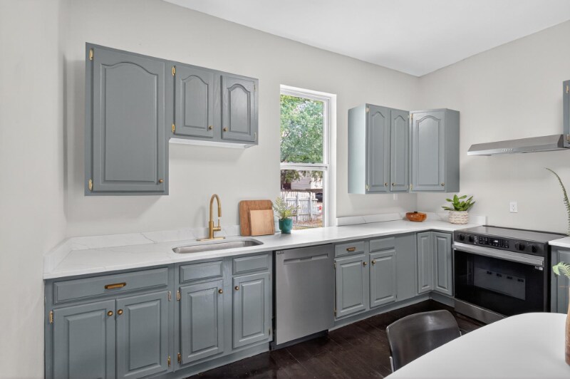 Building Photo - 3236 Texas Ave