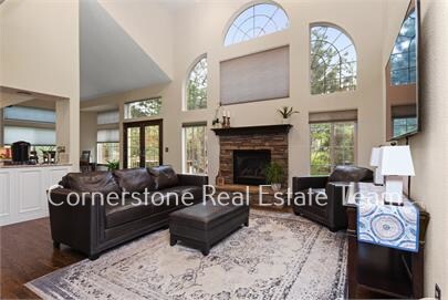 Building Photo - 355 Paisley Dr