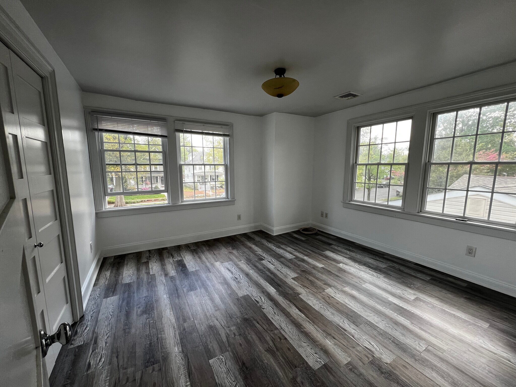 Building Photo - 314 3rd St