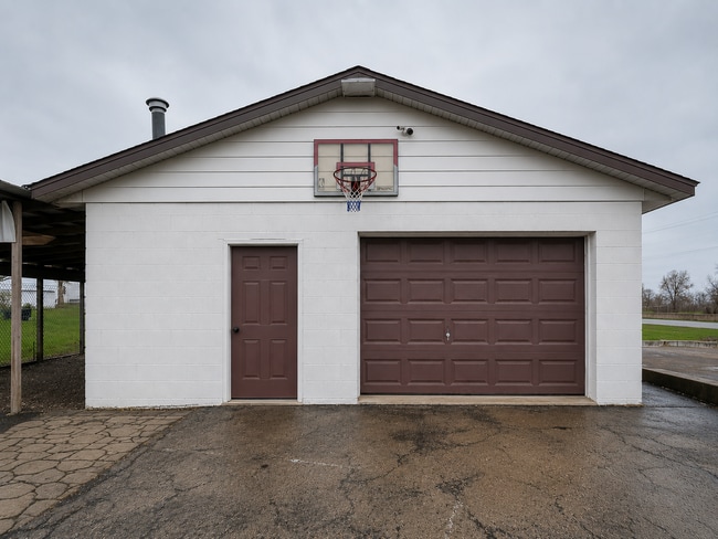 Building Photo - 925 W Willard St