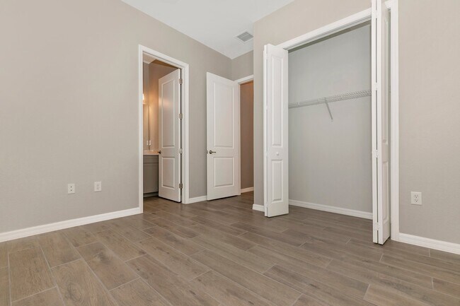 Building Photo - 17220 Jadestone Ct
