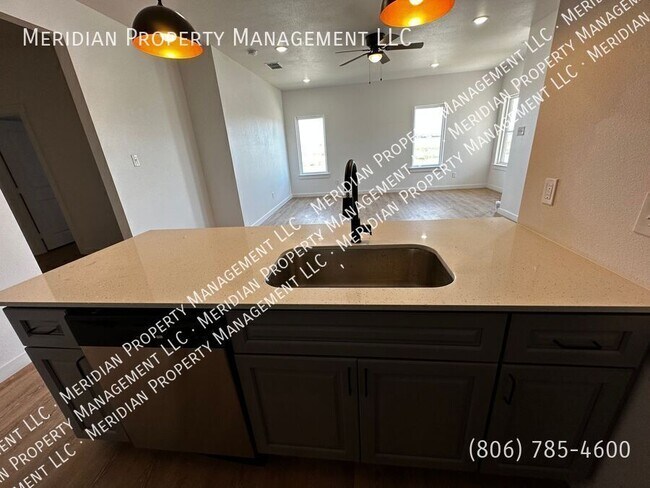 Building Photo - 5802 Urbana Pl