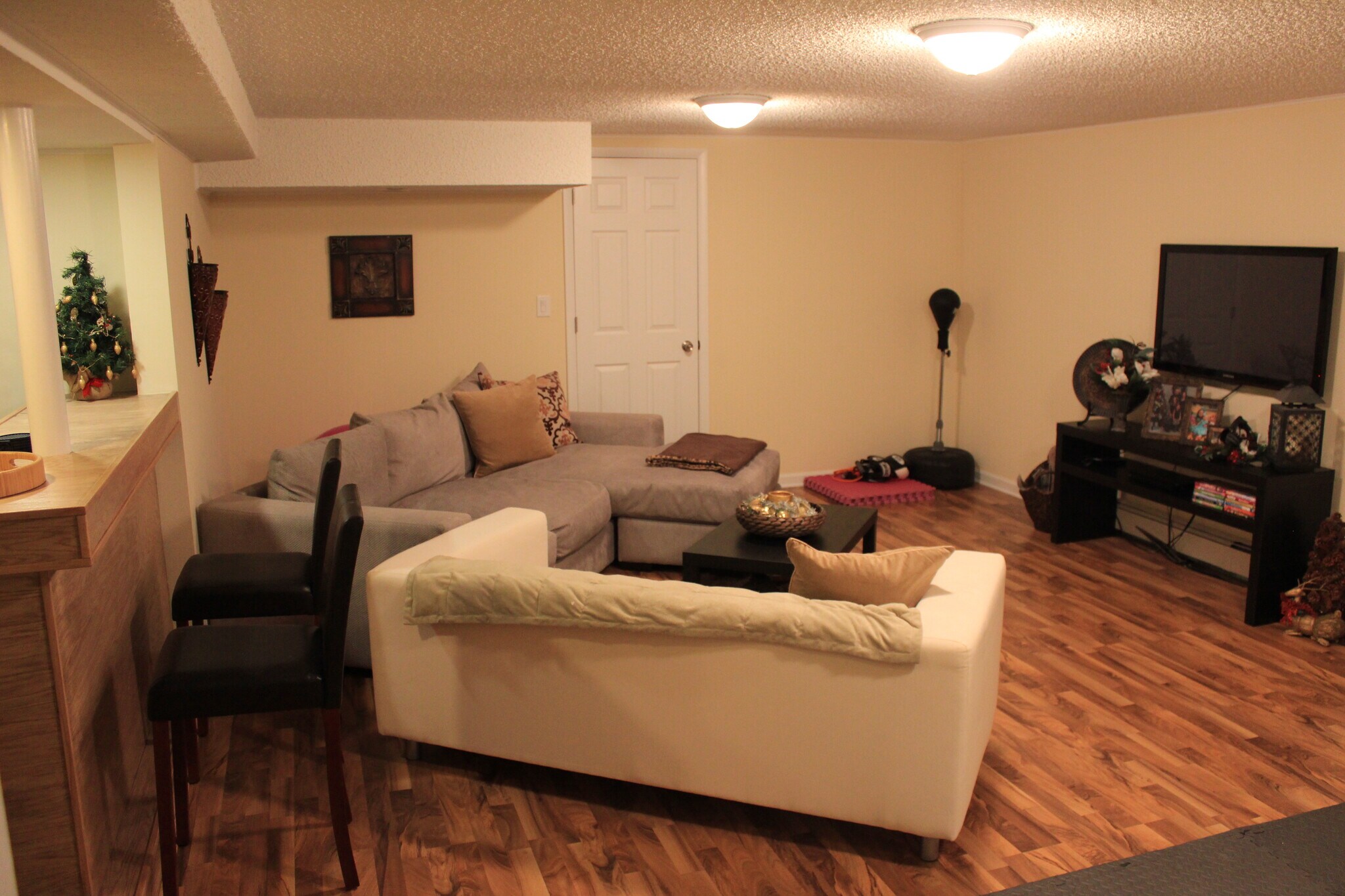 Building Photo - 14455 Jefferson Ave