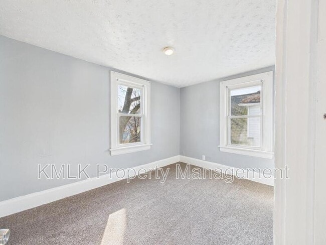 Building Photo - 2337 15th St SW