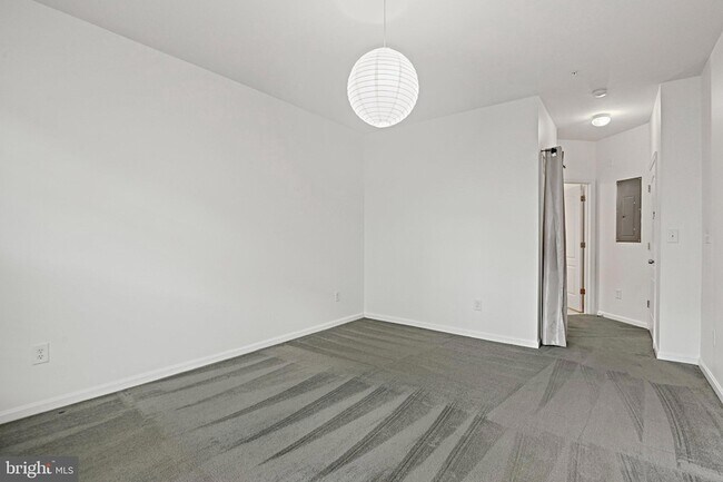 Building Photo - 24701 Byrne Meadow Square