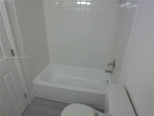 Building Photo - 2601 NW 48th Terrace