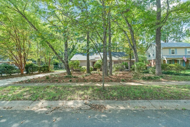 Building Photo - (Coming Soon) Beautiful Ranch Home in South Charlotte