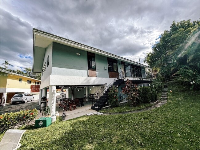 Building Photo - 425 NE 103rd St