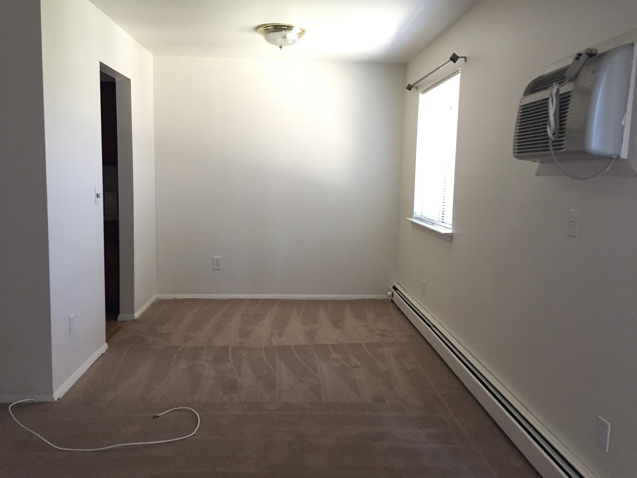 Dining room - 912 Cherry Hill Dr