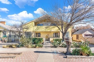 Building Photo - 208 13th St NW