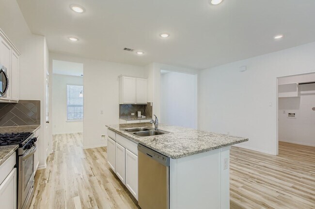 Building Photo - 3523 Britton Burrow Way