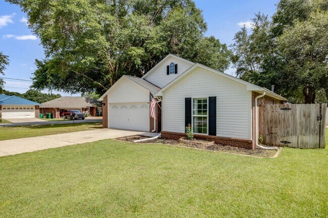 Building Photo - 2808 Ping Ln