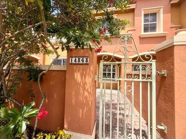 Building Photo - 14363 SW 11th St