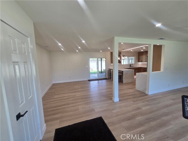 Building Photo - 1531 Elm Dr