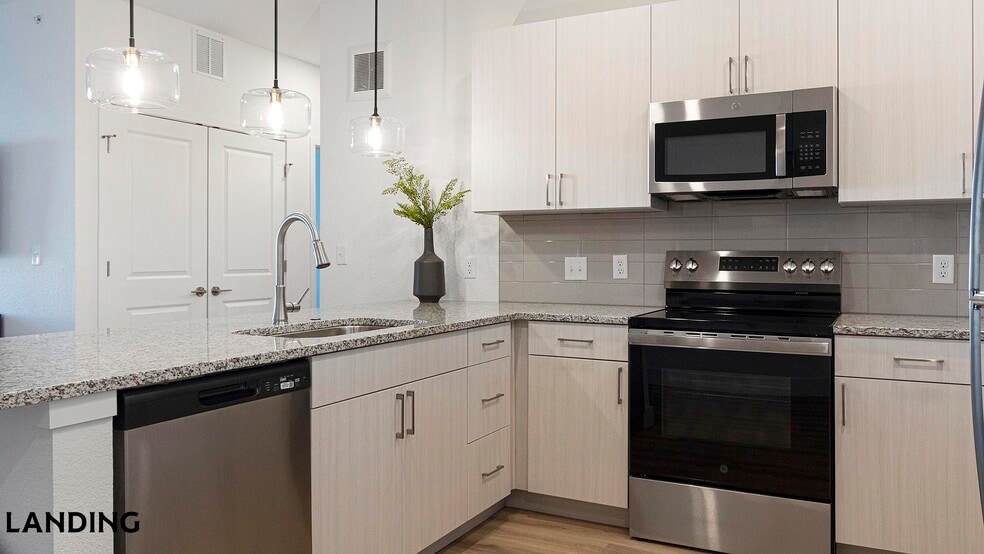 Building Photo - 10670 Jake Jabs Blvd