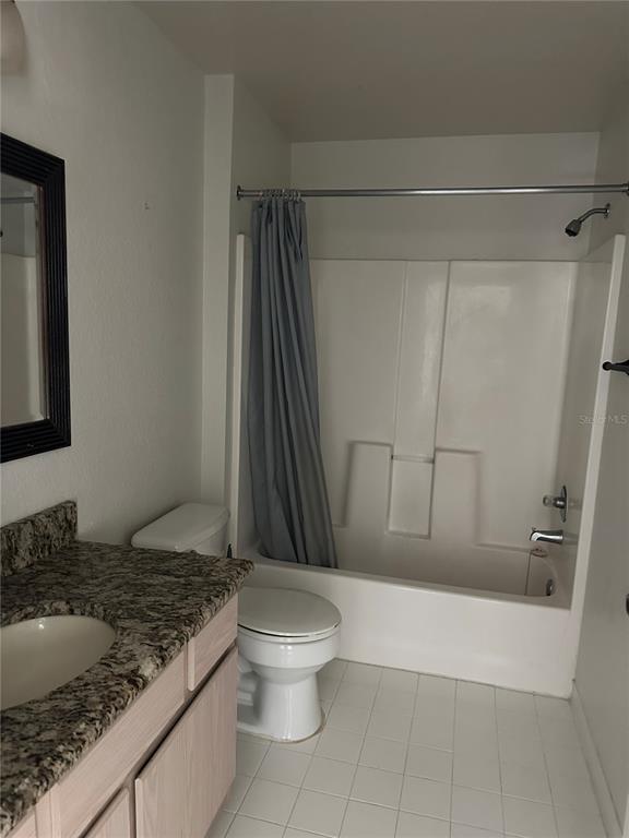 Building Photo - 5463 Vineland Rd