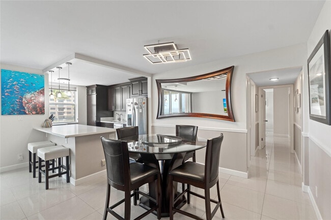 Building Photo - 5200 N Ocean Blvd