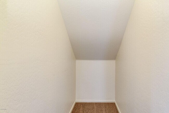 Building Photo - Beautiful 4 bed, 2.5 bath in Maricopa!