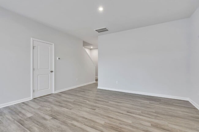 Building Photo - Brand-New 3BR/2.5BA Townhome with Garage in Greer $1725/mo rent***