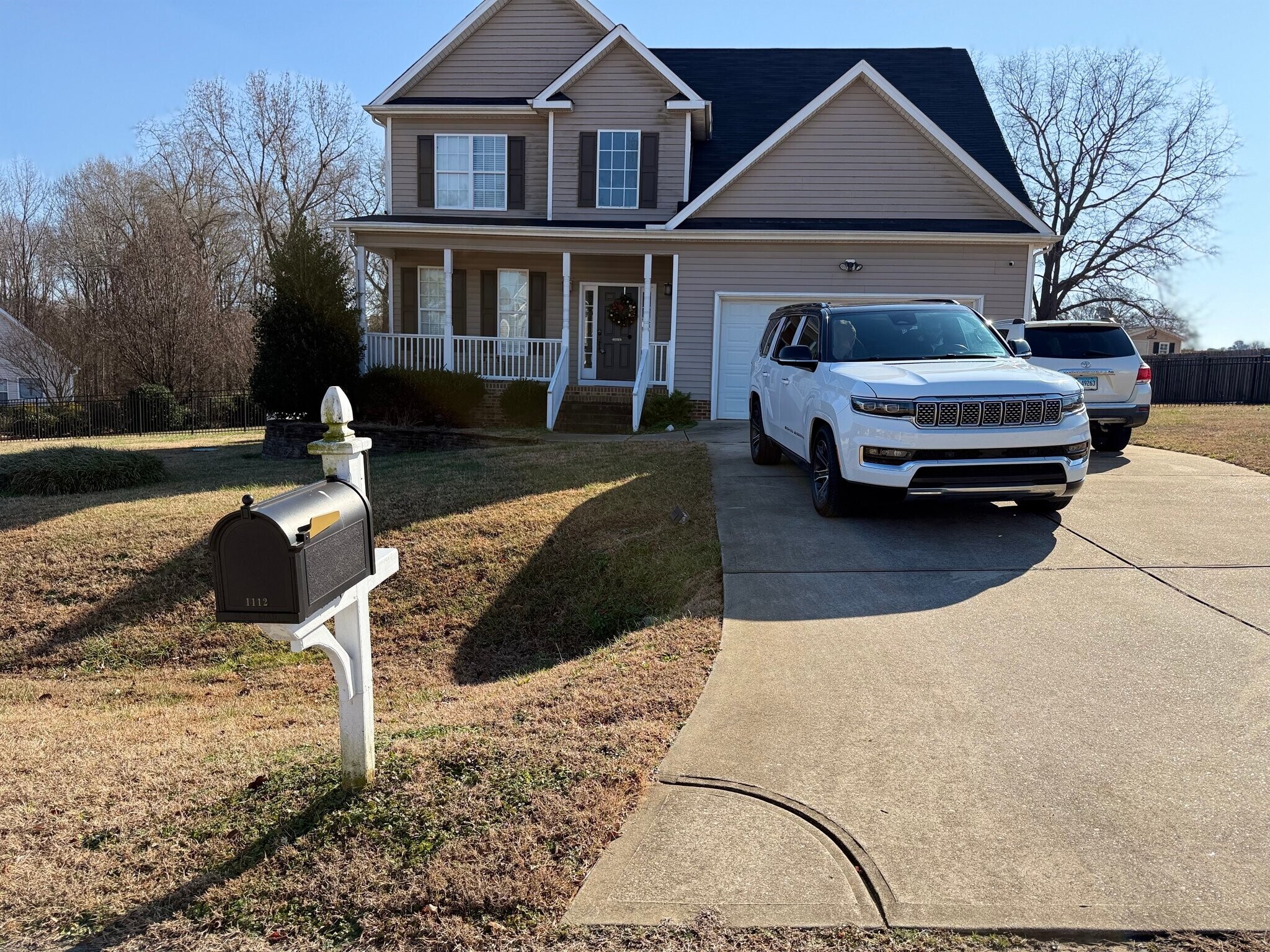 Building Photo - 1112 Rebarah Moor Dr