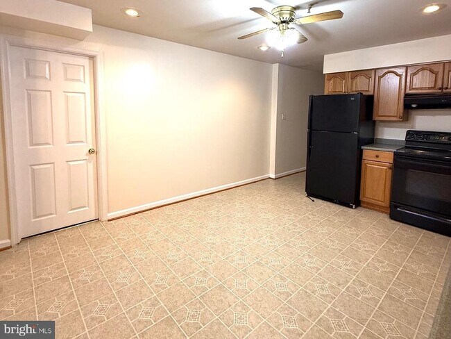 Building Photo - 6413 Trillium Trail