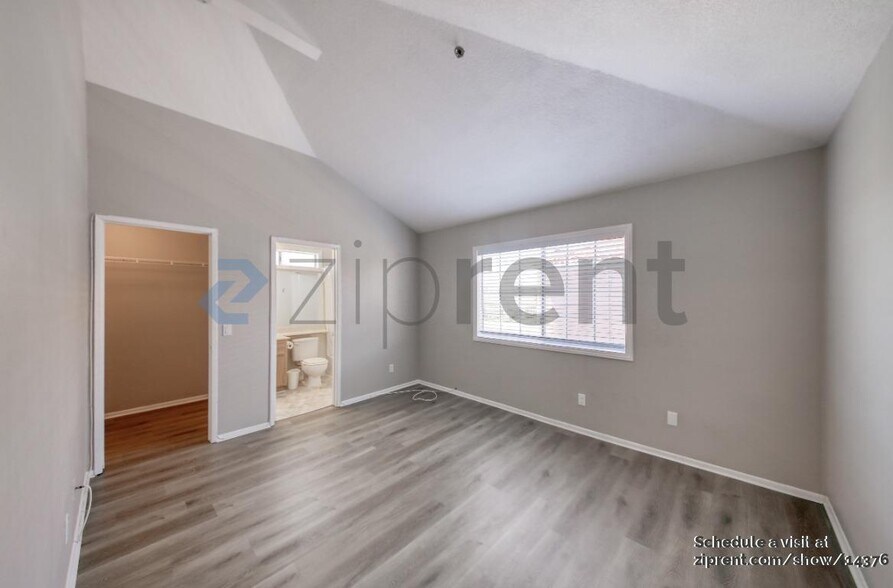 Building Photo - 409 Utica Avenue