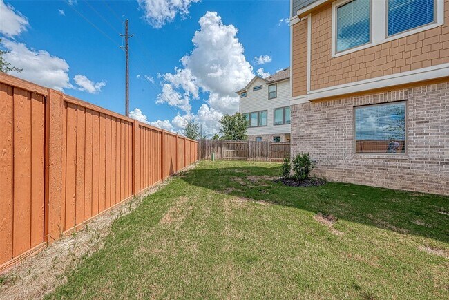 Building Photo - 7659 Green Bulrush Wy