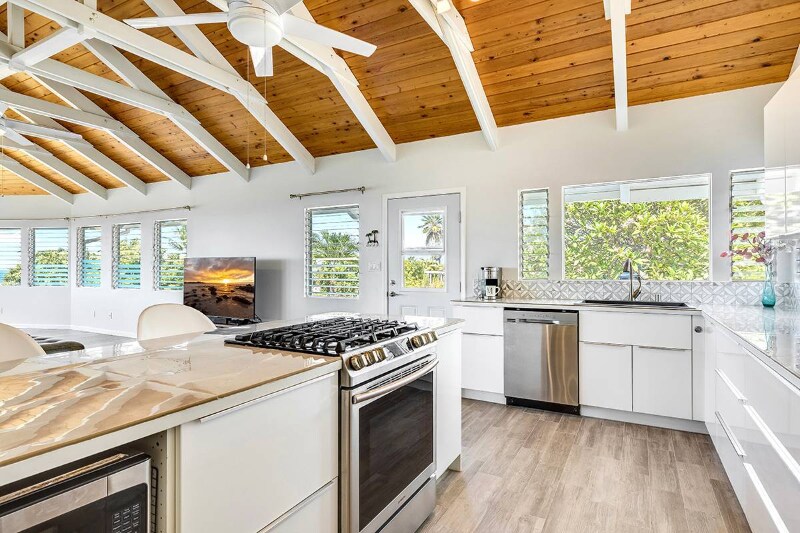 Building Photo - 73-4333-4333 Hoolana Pl