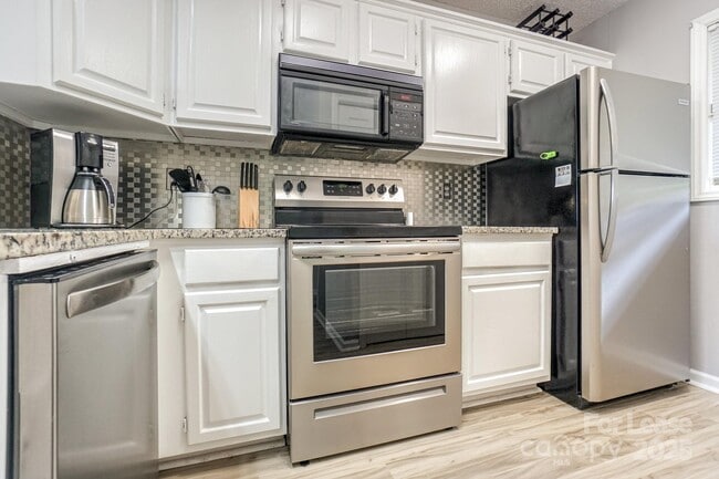 Building Photo - 642 Portside Dr